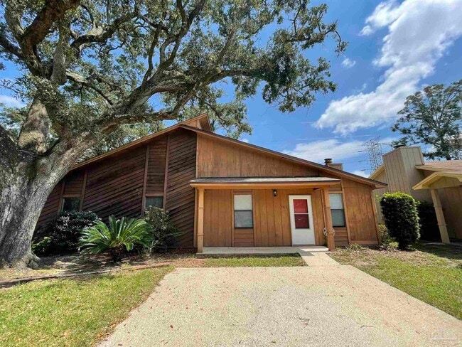 Building Photo - 7812 Deborah Dr