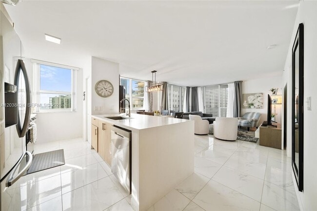 Photo - 1155 Brickell Bay Dr Unidad 2501