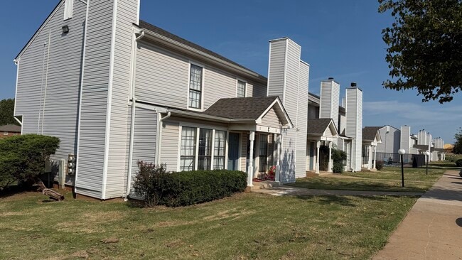 Private Entrance to Your Home - Victoria Park Rental