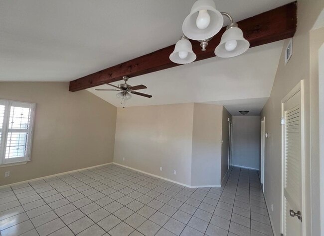Photo - 247 Northpoint Dr
