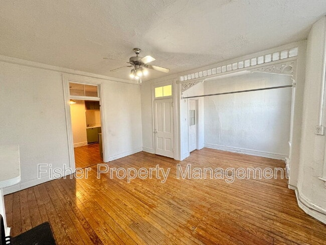 Photo - 1921 Floyd Ave Unidad 2