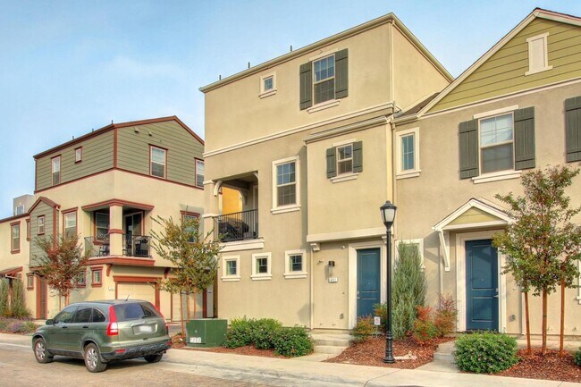 491 Tailoff Ln