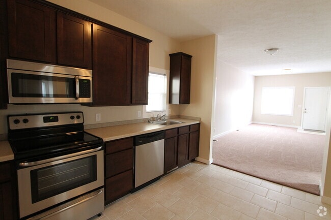 Building Photo - Fully Remodeled 3 Bedroom House!