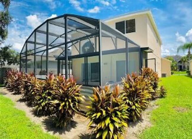 Photo - 1851 Wedgewood Way