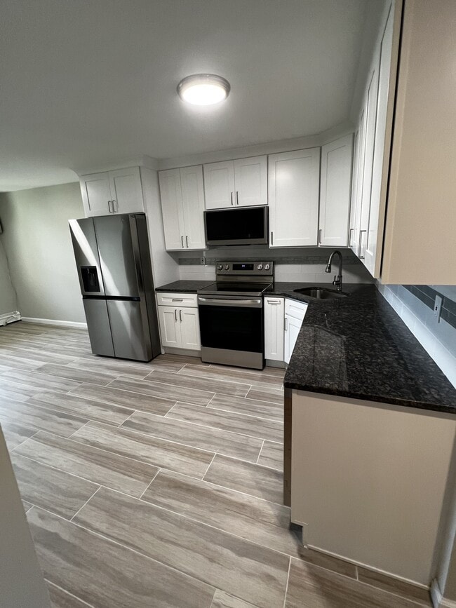 Photo - 130 Morris Ave.