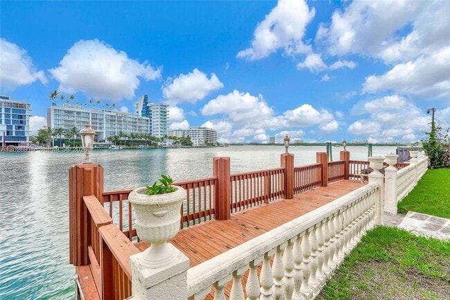 Photo - 166 Bal Bay Dr