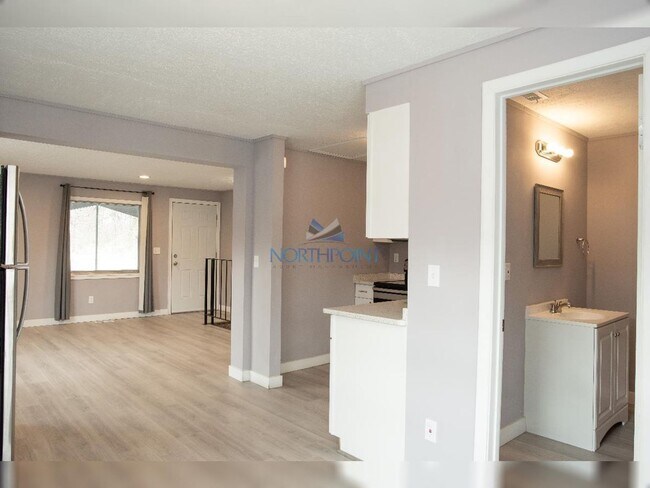 Photo - Bright & Open 2 bed 2 bath Unit A