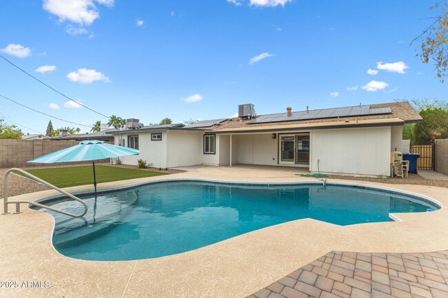 Photo - 113 E Fairmont Dr