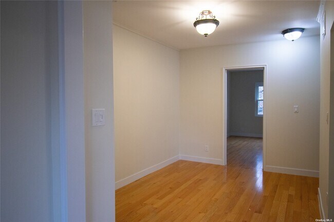 Photo - 75-22 197th St Unit 2