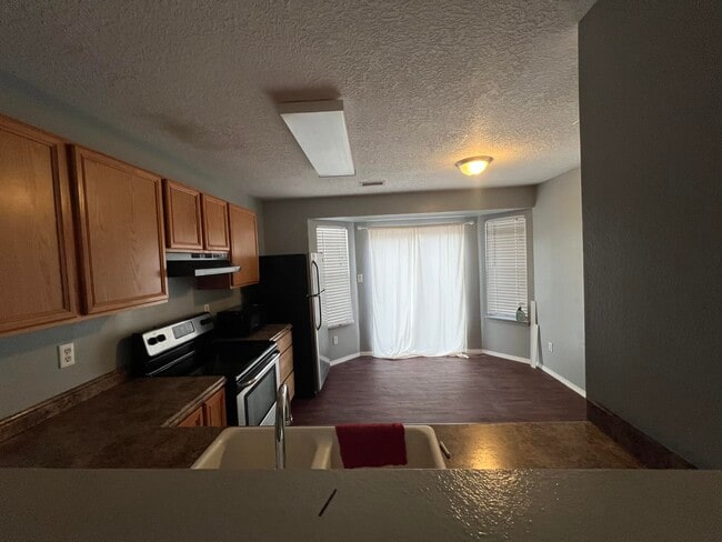 Photo - 10709 Gentry Ln SW