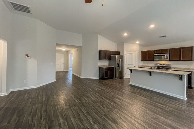 Photo - 1127 Autumns Wood Cir E