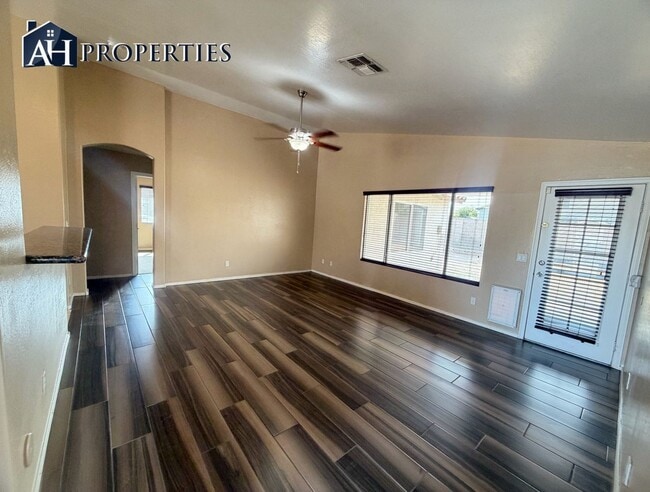 Photo - 9543 W Sunnyslope Ln