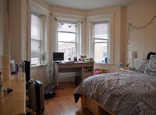 Photo - 451 Park Dr