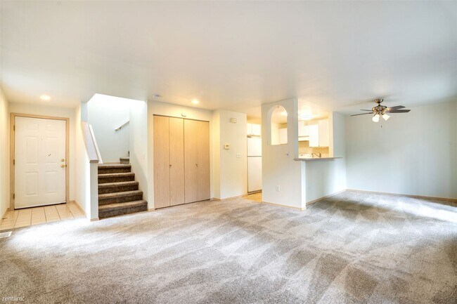 Photo - 3 br, 2.5 bath Duplex - 12611 119th Street...