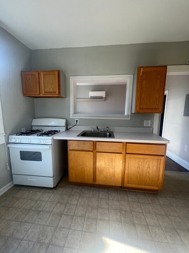 Photo - 1717 N Talbott St Unidad 9