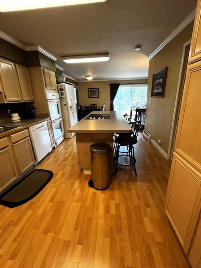 Photo - 1334 Straight Creek Dr