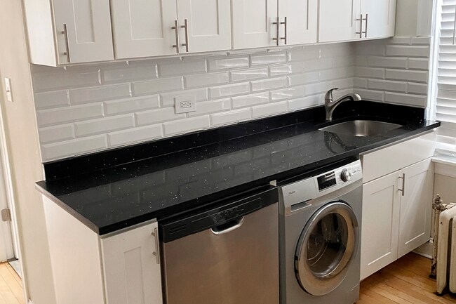 Photo - 733 Elm St Unit 302