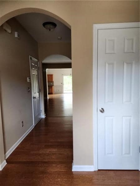 Photo - 5079 Sherwood Way