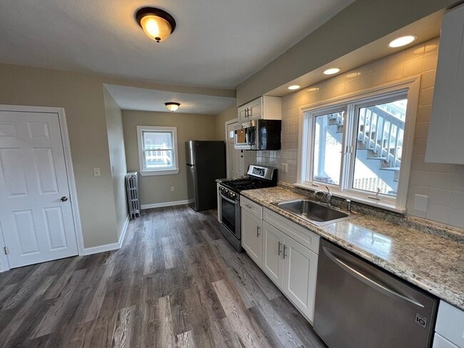 Photo - 100 Walnut St Apartment Unit 1