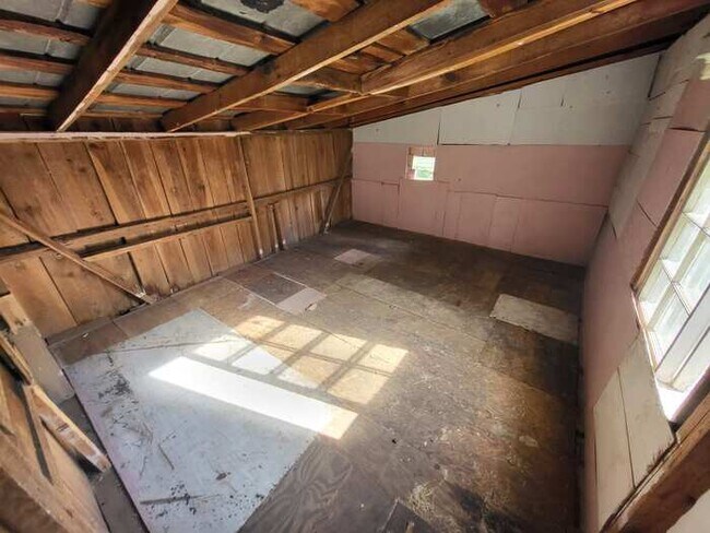 Photo - 1474 Neighbors Rd