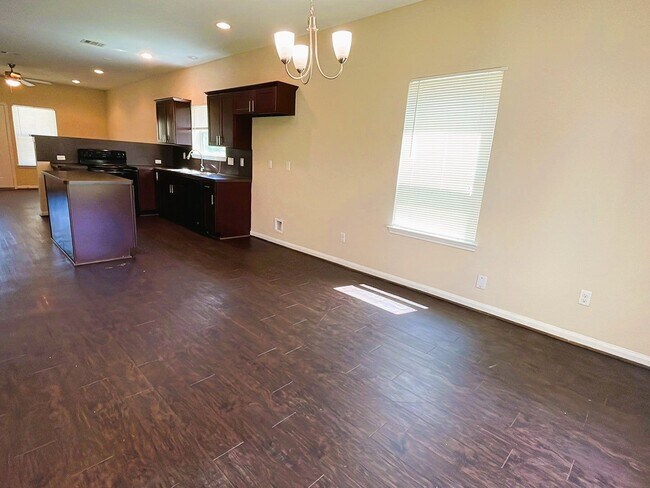 Photo - 8526 Homewood Ln Unidad A