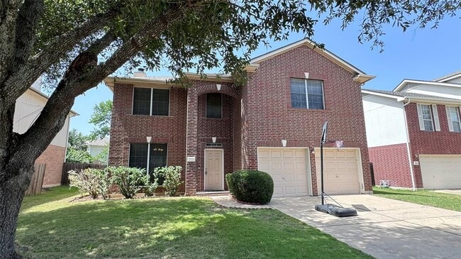 Photo - 2211 Bent Bow Dr