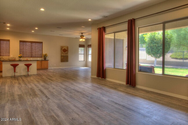 Photo - 25609 N Singbush Loop