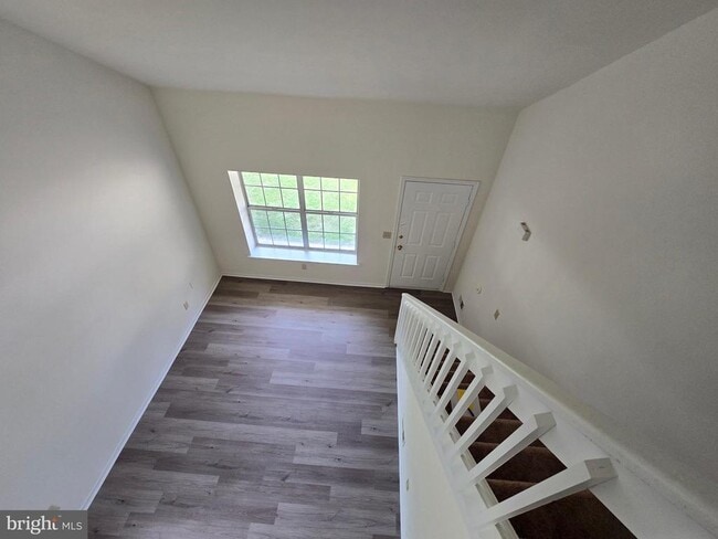 1417 S Farmview Dr