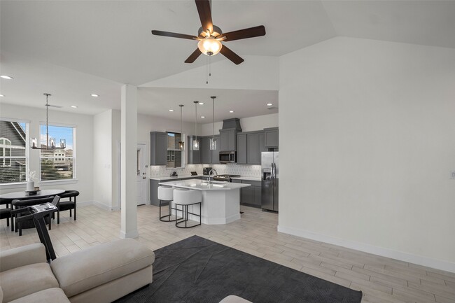 Photo - 21130 Medina River Dr