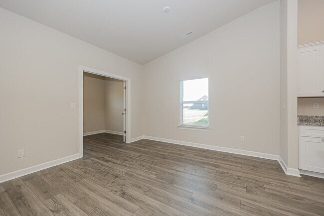 Photo - 3463 Quintana Dr