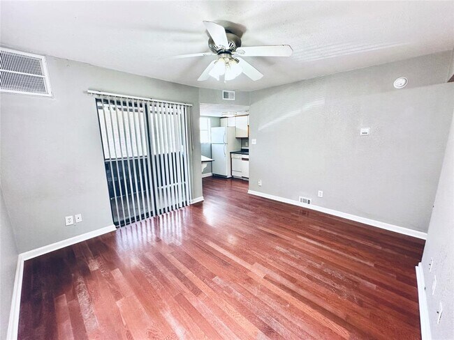 Photo - 2500 Burleson Rd Unit 209