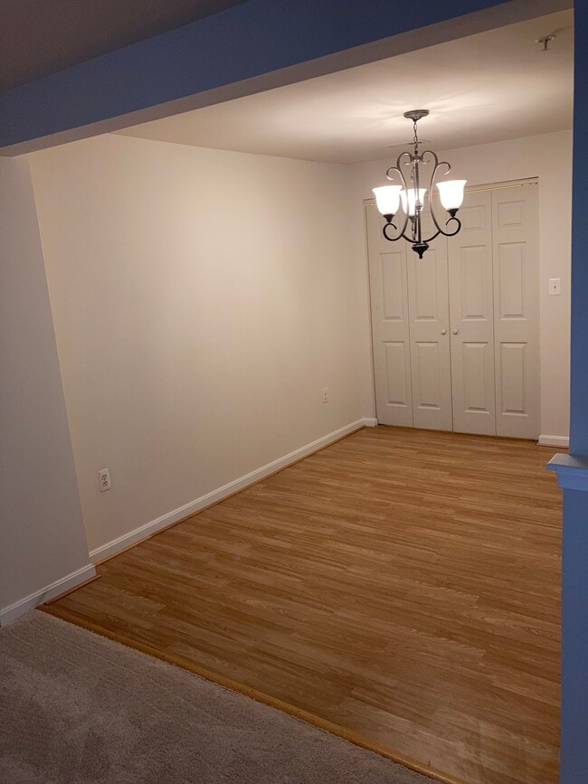 Photo - 4811 Waltonshire Cir