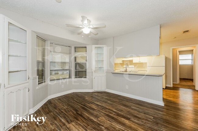 Photo - 3417 Willowcrest Dr