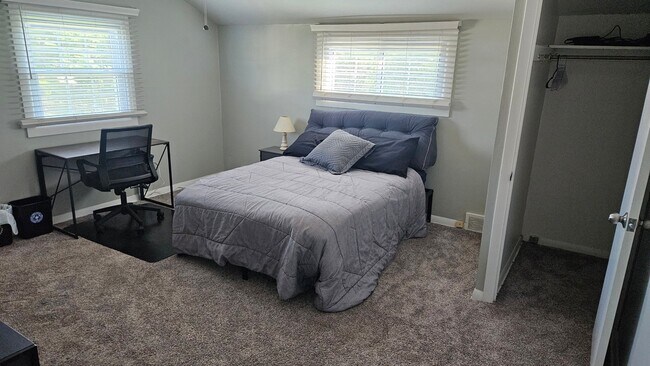 Photo - 248 Strawberry Ln
