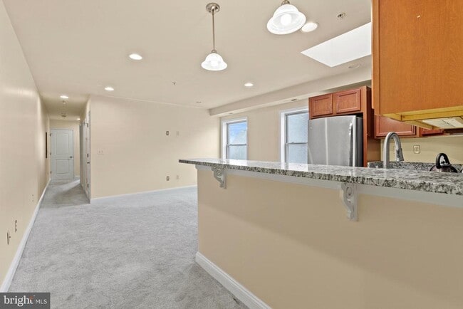 Photo - 922 Madison St NW Unit 304