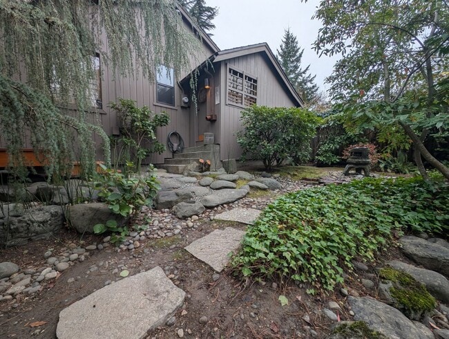 Photo - Rent Your Own Oasis! Available Now!