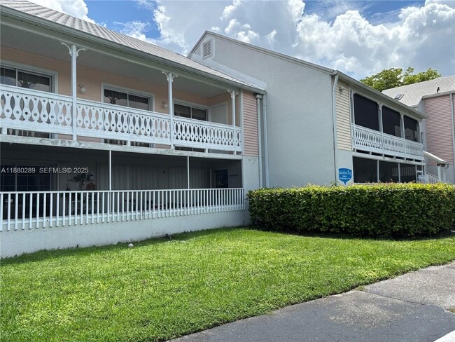 Building Photo - 10421 Mahogany Key Cir Unit 101