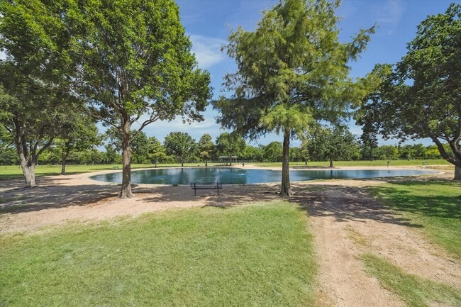 Photo - 7014 Spruce View Ct