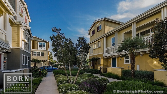 Photo - 643 Turnbuckle Dr