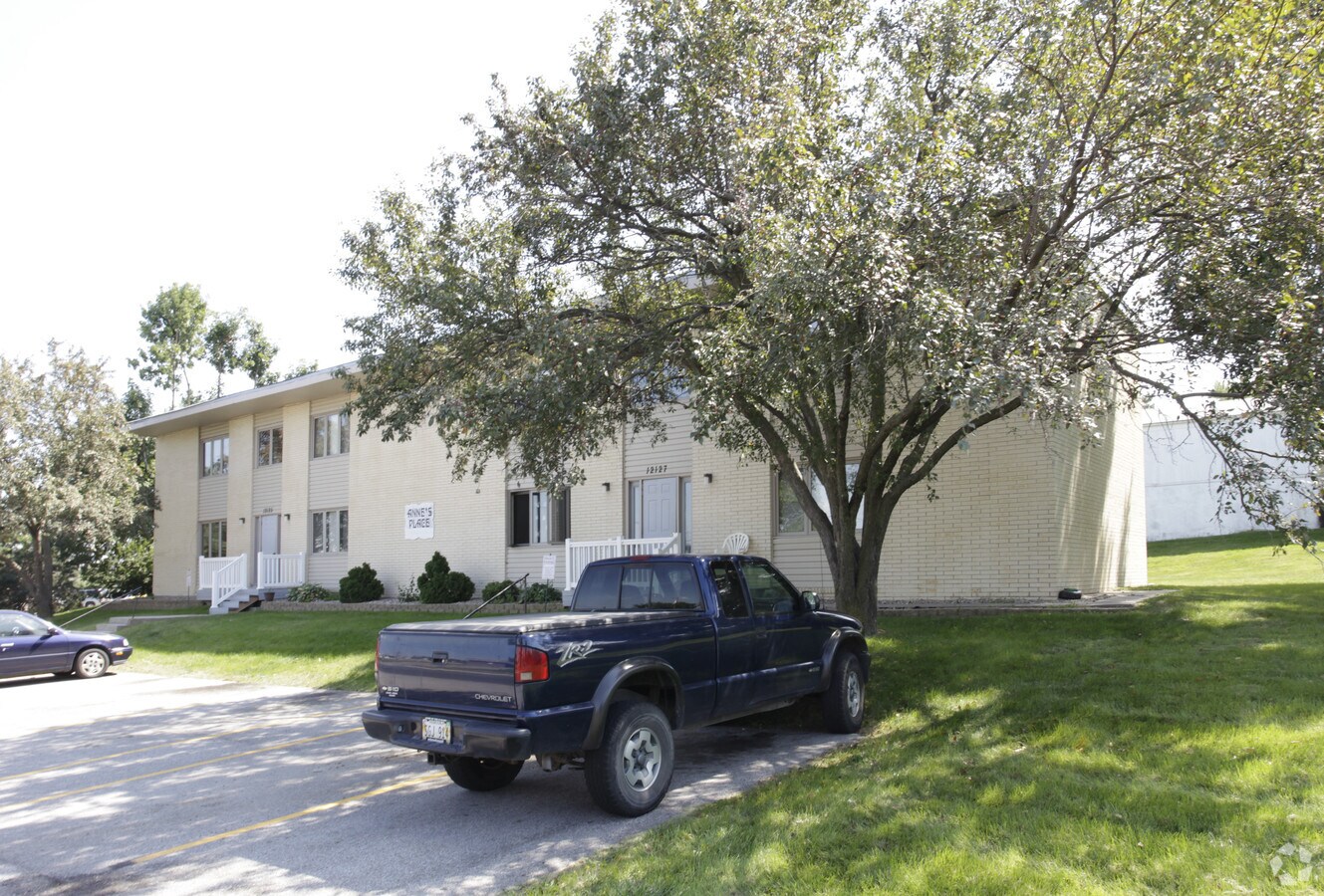 Photo - 12125 Anne St Apartments
