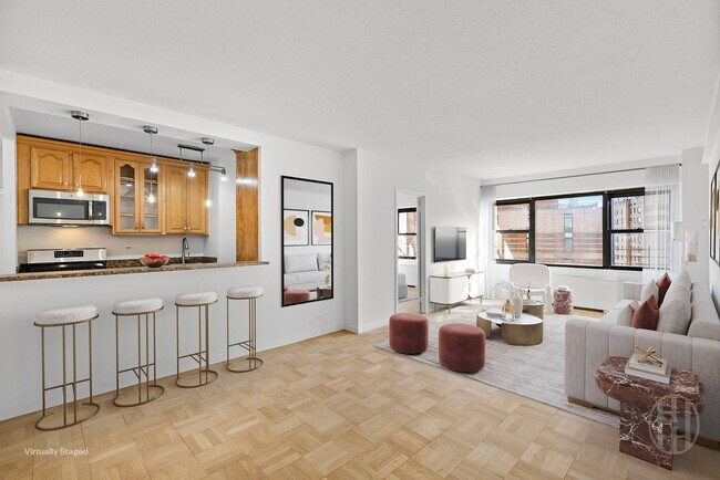 Photo - 20 W 64th St Unidad 27B