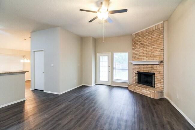 Photo - 2717 Pioneer Ln