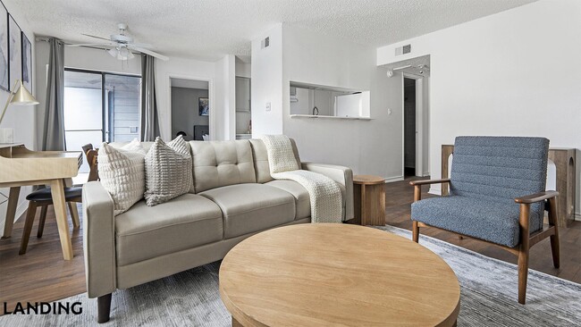 1071 Clayton Ln Unit M0113