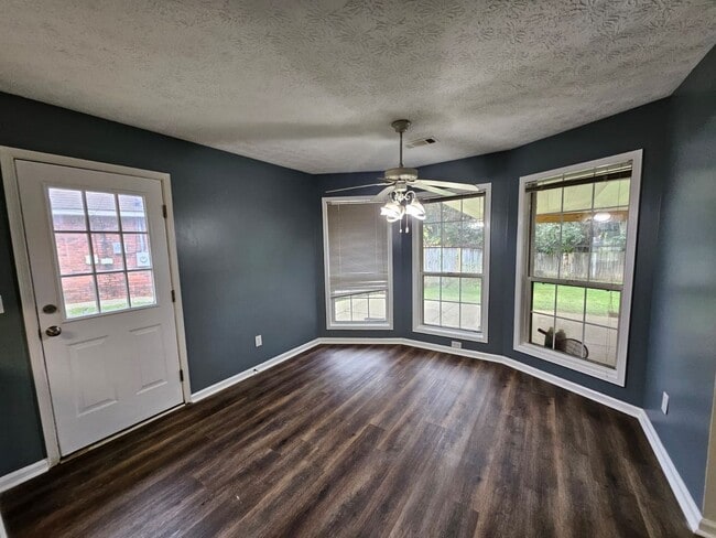 Photo - For rent 3 bedroom, 2 bath home