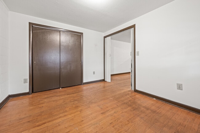 Photo - 44-50 Church St