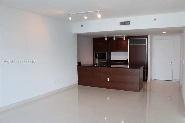Photo - 465 Brickell Ave Unit 3006