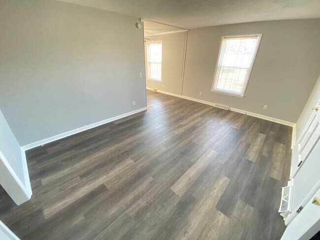 Photo - 135 Quita Cir Unit B