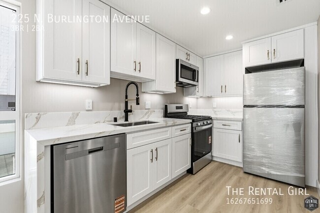 Photo - 225 N Burlington Ave