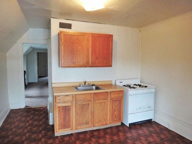 Photo - Highland Park - Apartments For Rent In Pittsburgh Unit 3