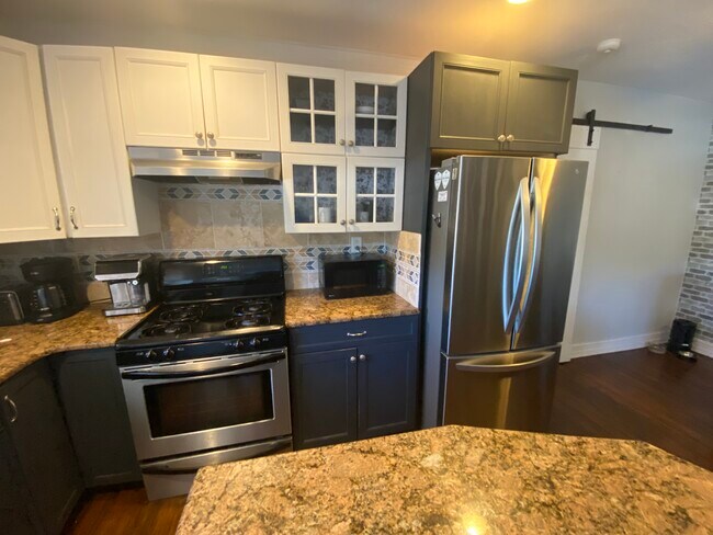 Photo - 3737 Park St N Unidad 2 Bed